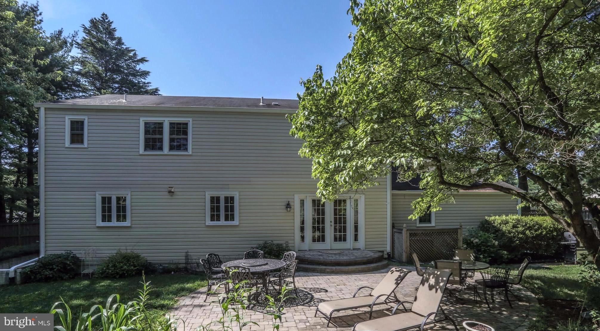 MC LEAN HUNT ESTATES - Residential