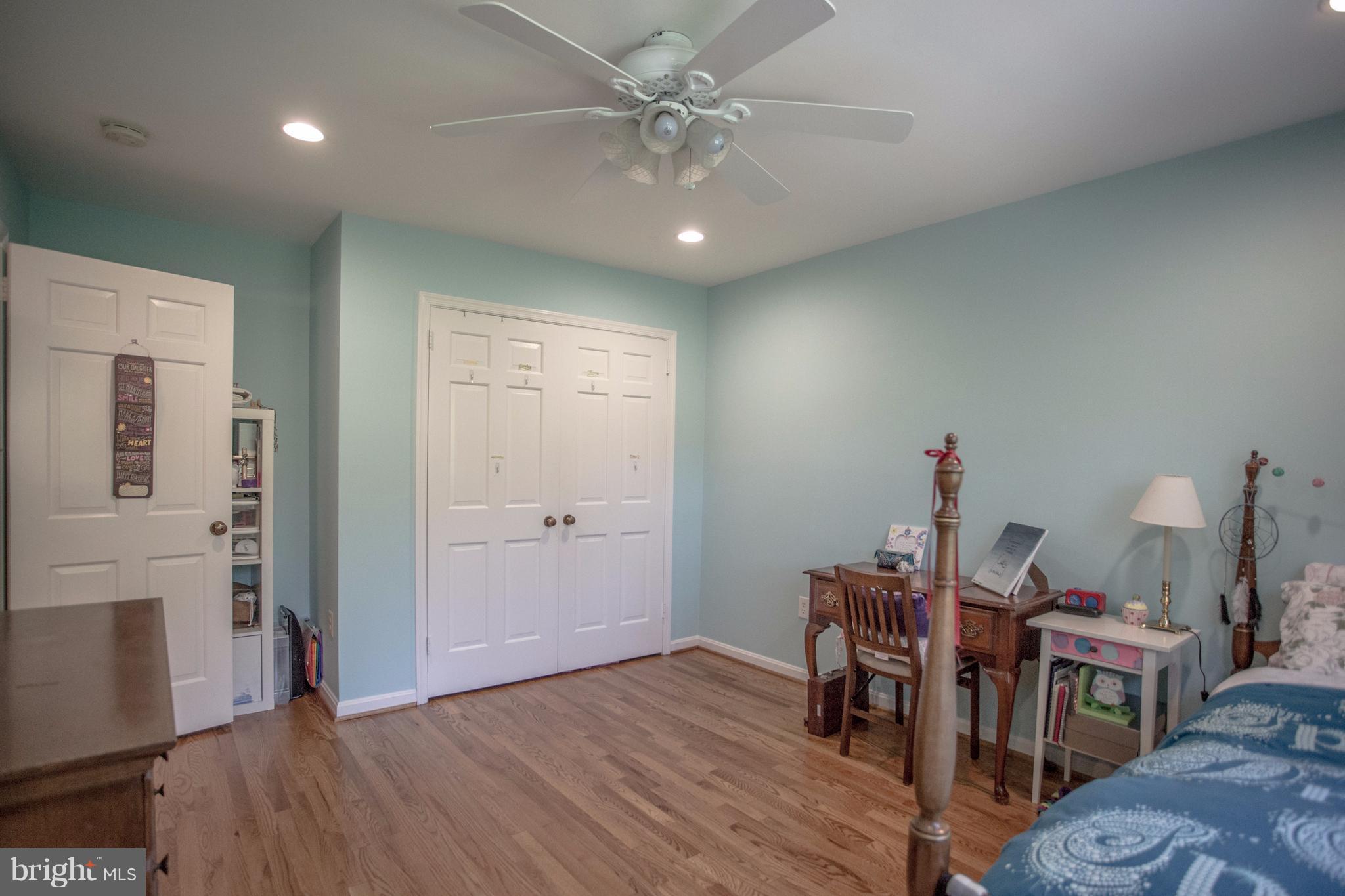 MC LEAN HUNT ESTATES - Residential