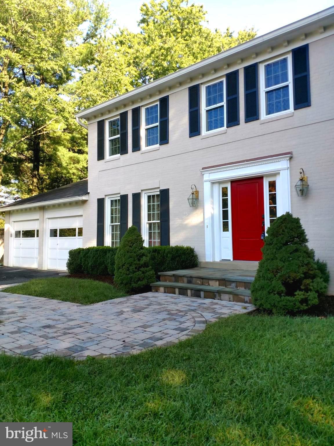 MC LEAN HUNT ESTATES - Residential