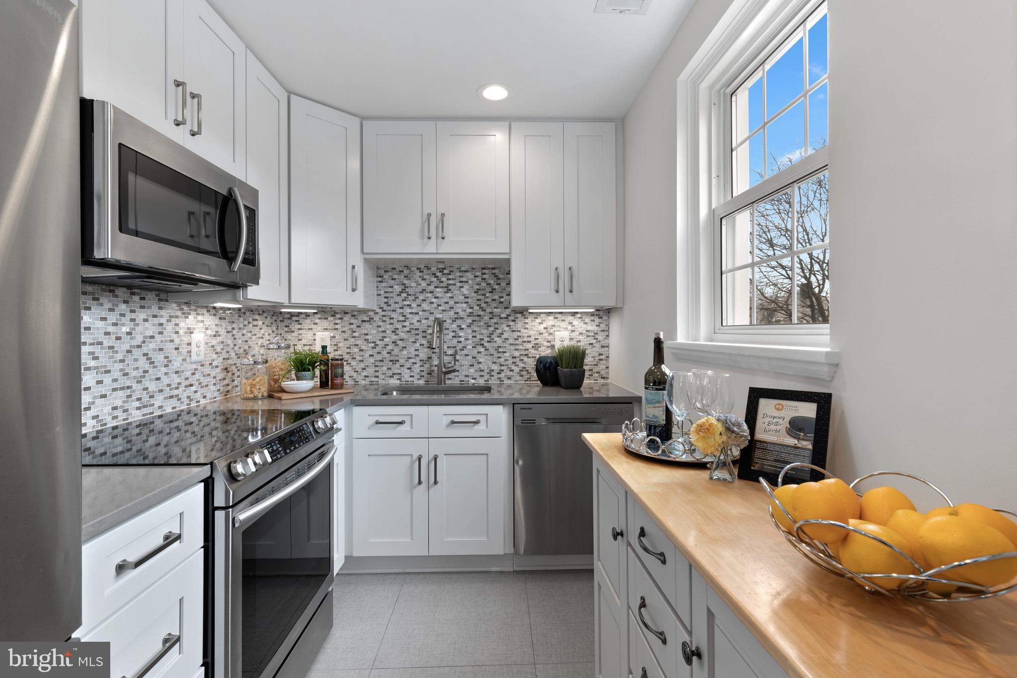 FAIRLINGTON ARBORS - Residential