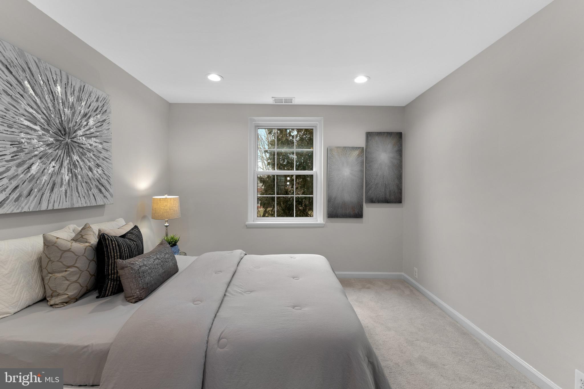 FAIRLINGTON ARBORS - Residential