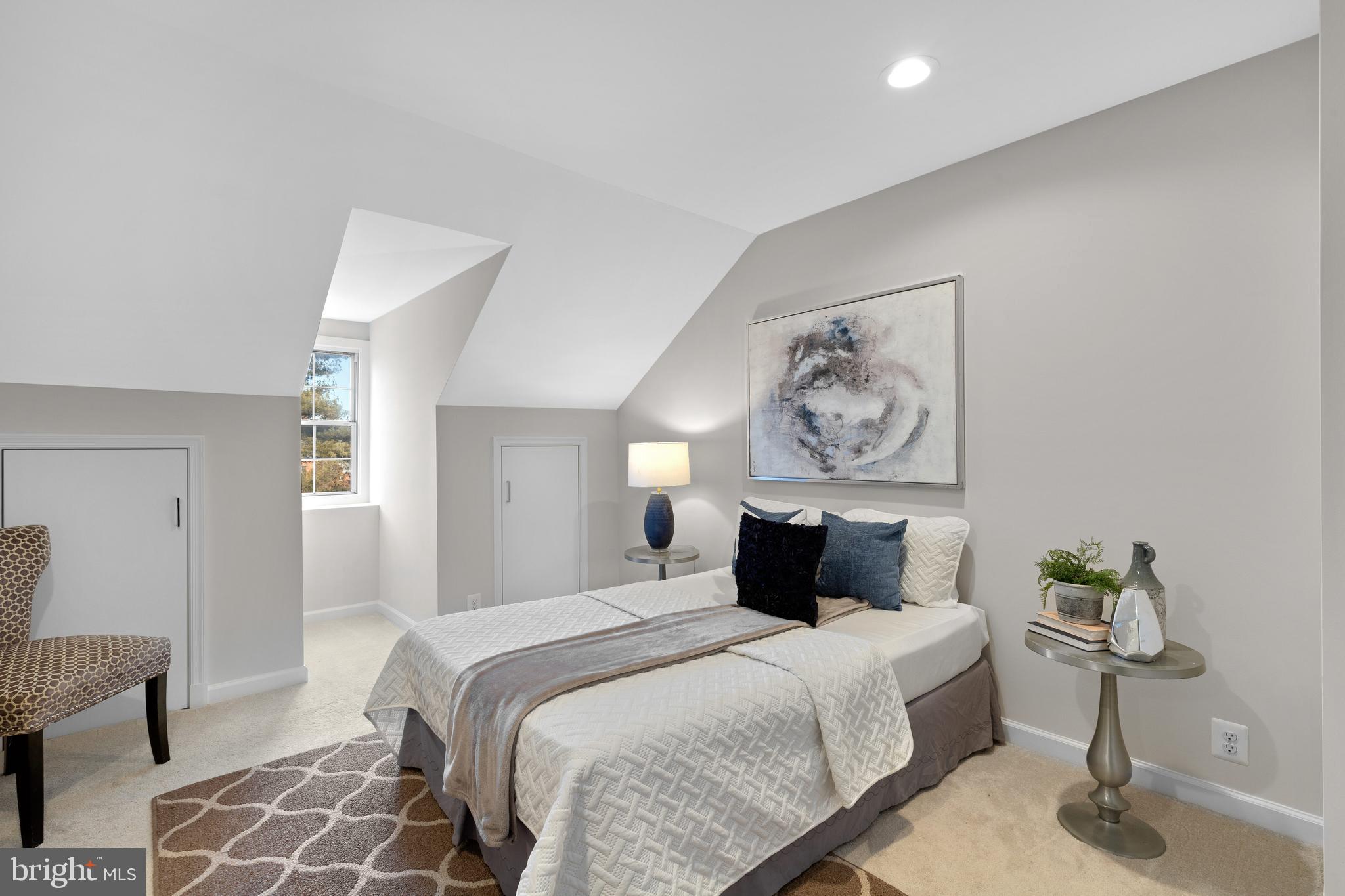 FAIRLINGTON ARBORS - Residential