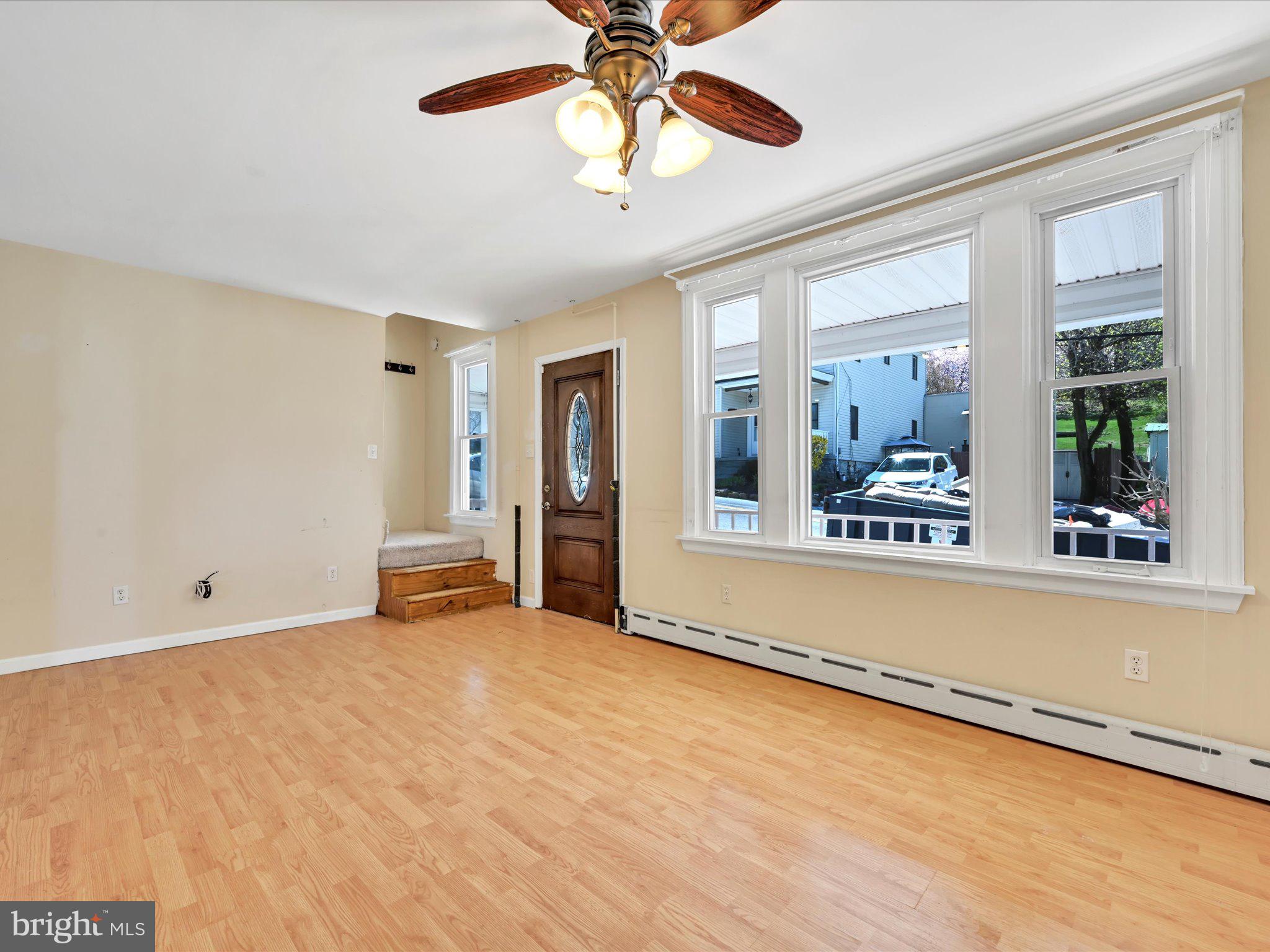 CORNWALL BOROUGH - Residential