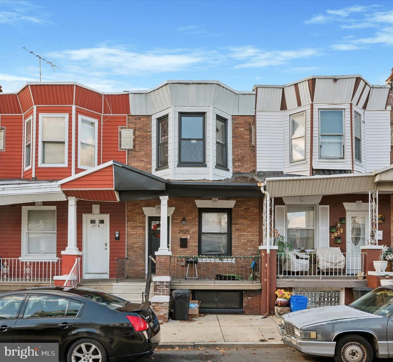 Welcome to this beautifully renovated 3-bedroom, 1-bathroom townhome in the heart of North Philadelphia. Just minutes from Fairmount Park, this move-in-ready gem seamlessly blends modern upgrades with everyday functionality.
Step inside to discover a sleek, contemporary kitchen featuring upscale slate appliances, gas cooking, and stylish finishes—perfect for cooking and entertaining. The spacious primary bedroom is bathed in natural light thanks to a stunning bay window, while the versatile floor plan offers options for a third bedroom, nursery, or the ideal home office.
Additional highlights include central A/C for year-round comfort, a private rear yard ideal for relaxing or hosting, and a basement with laundry for ultimate convenience.
Don’t miss this opportunity to own a gem in a prime location near one of Philadelphia's most iconic parks!