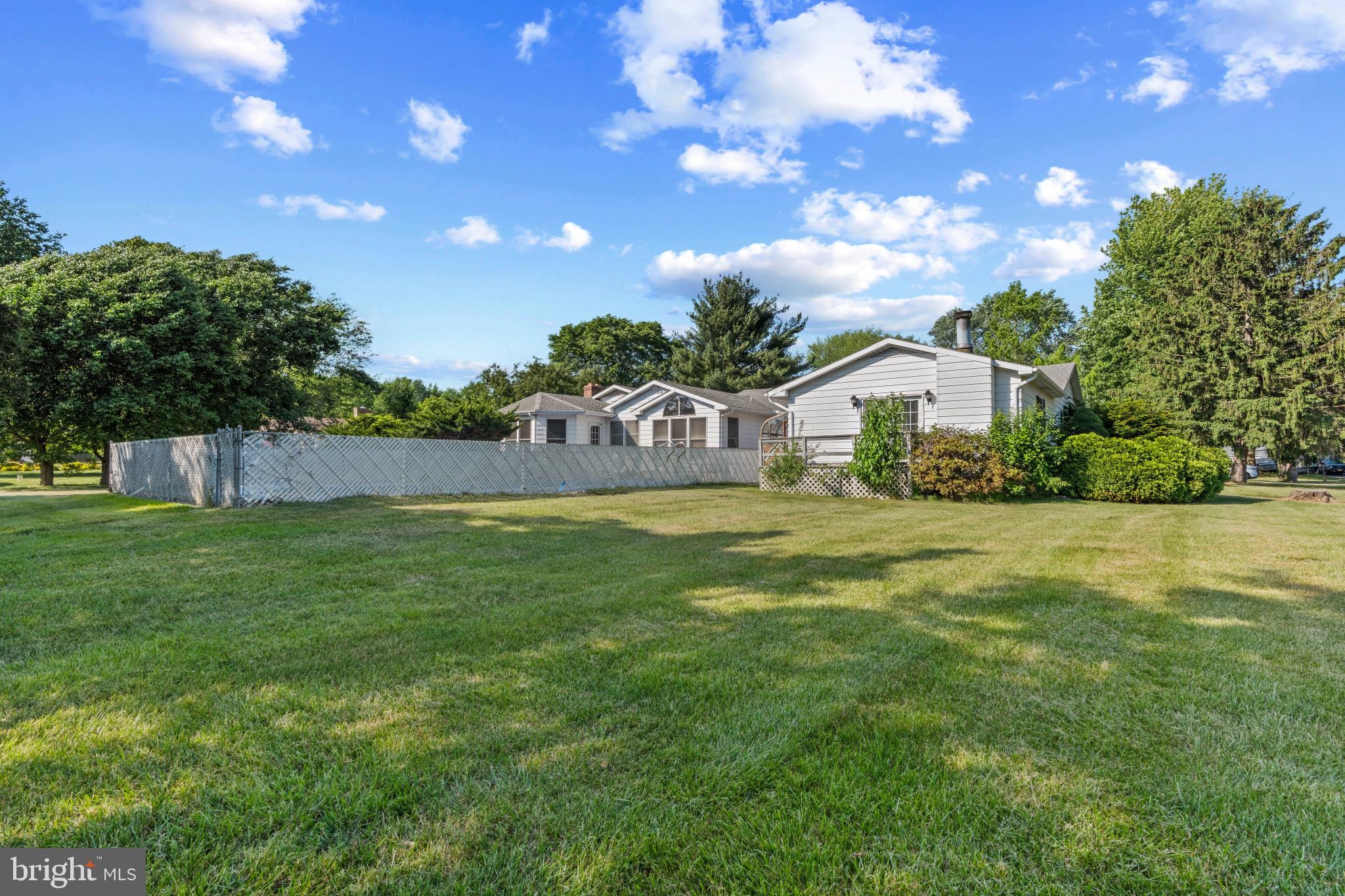 216 HICKORY DALE DRIVE