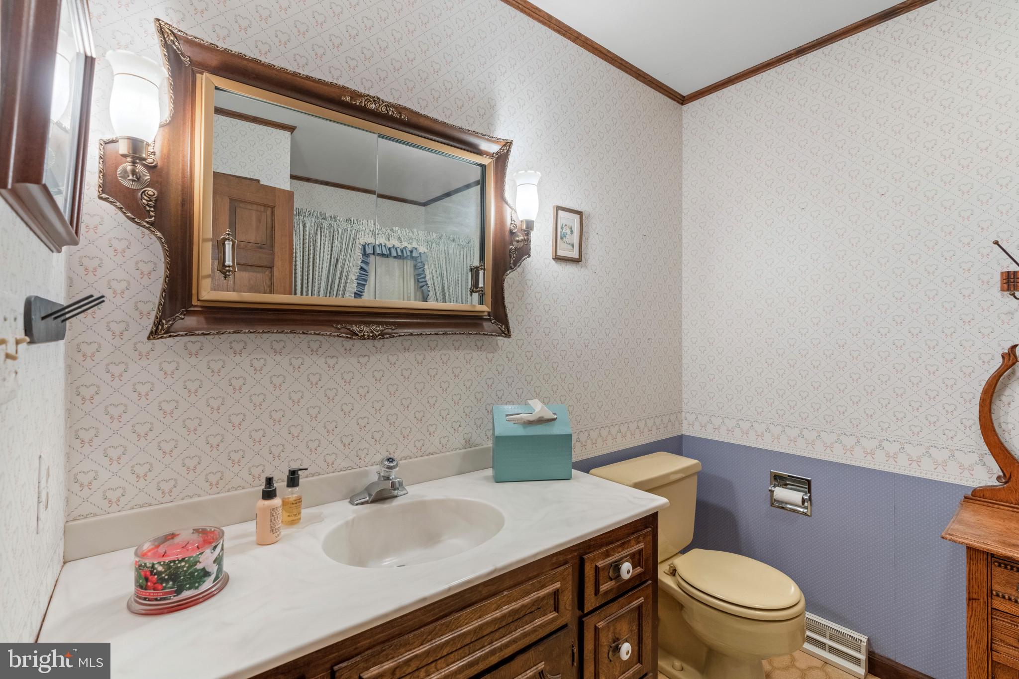 HICKORY DALE ACRES - Residential
