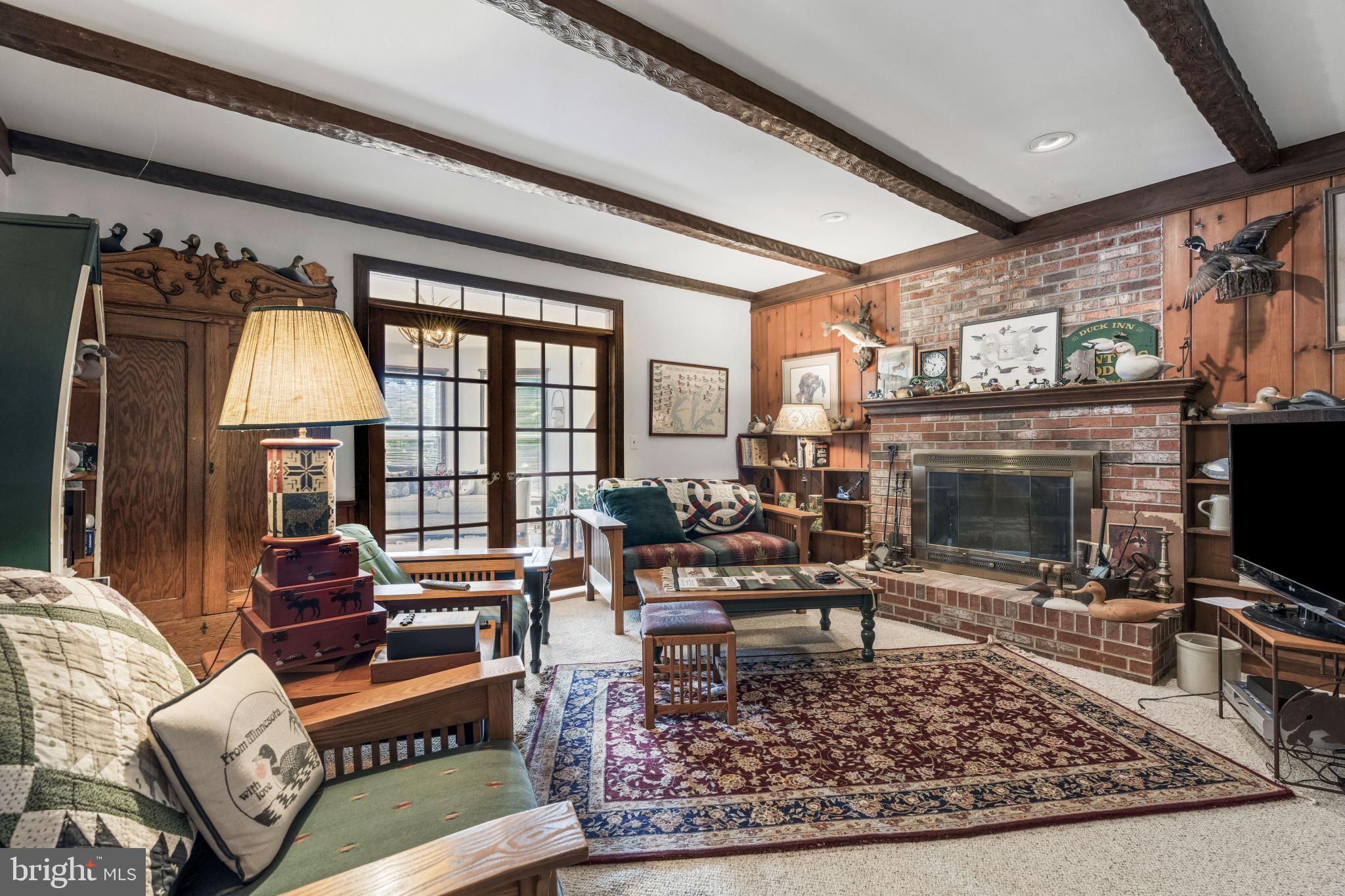 HICKORY DALE ACRES - Residential