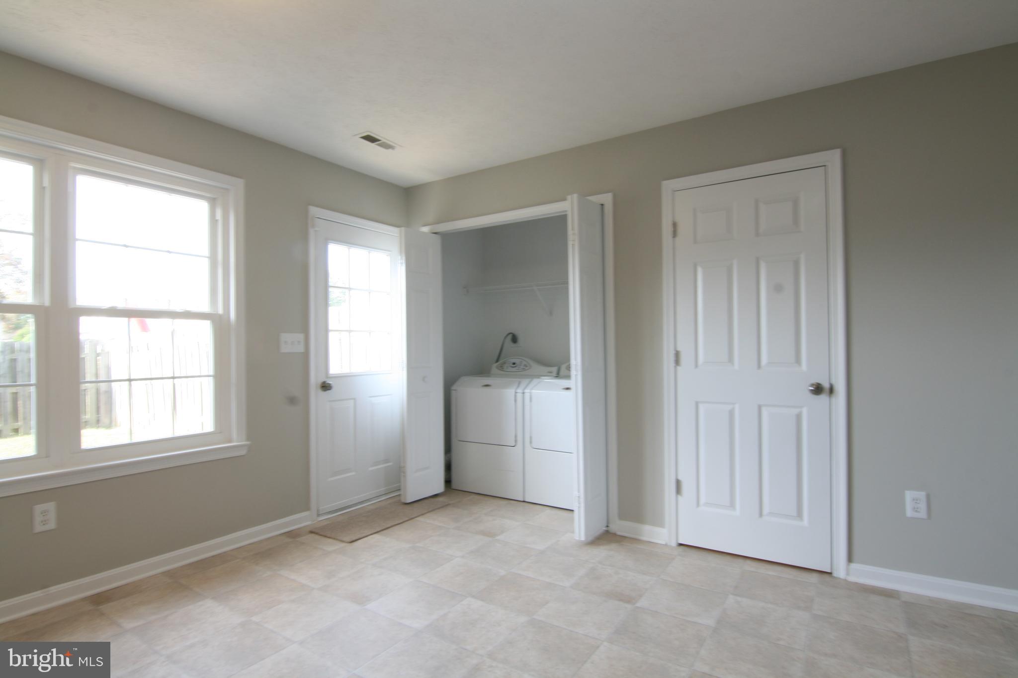 COVENTRY CREEK - Residential