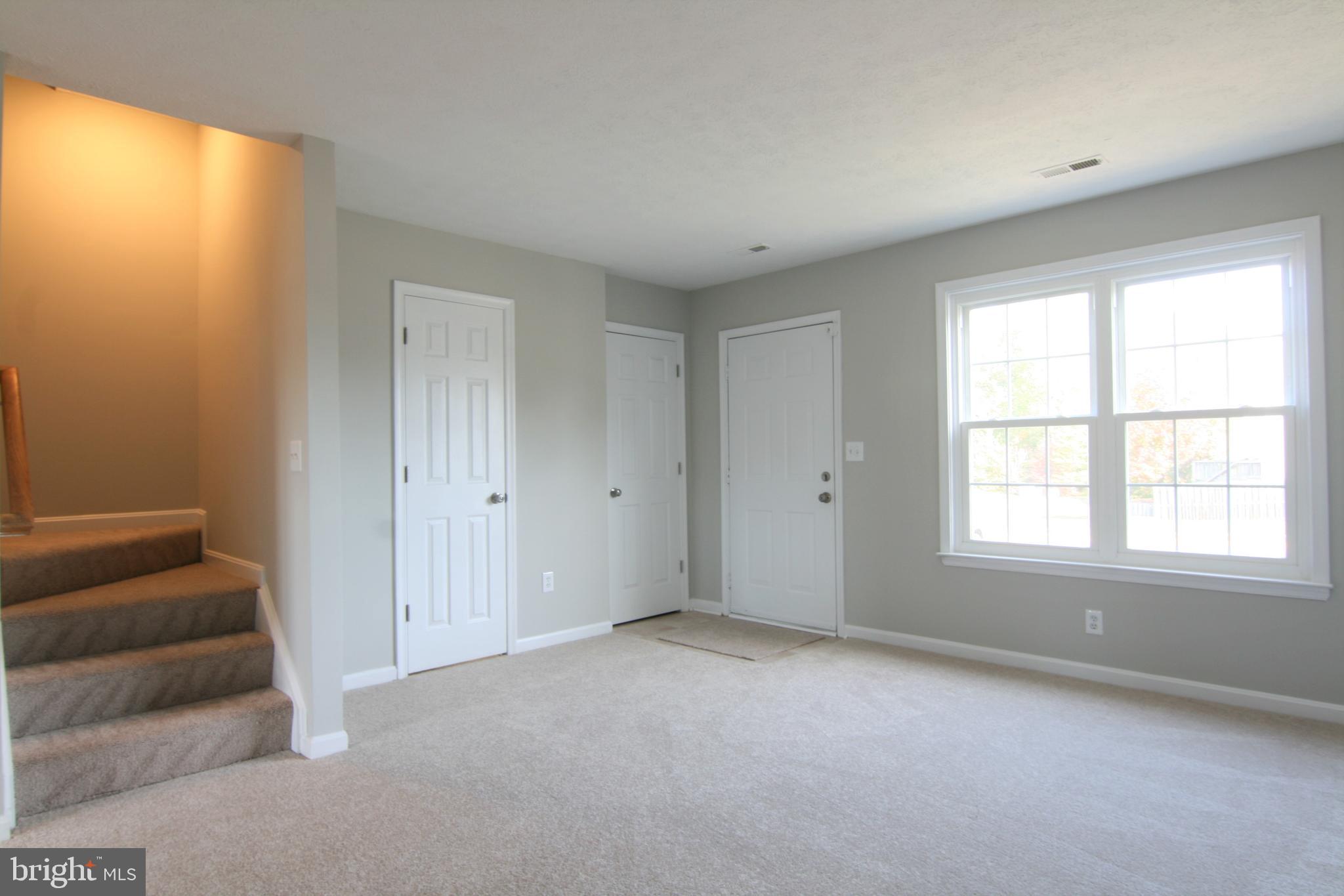 COVENTRY CREEK - Residential