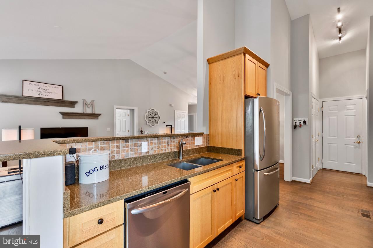 ASHBURN VILLAGE - Residential