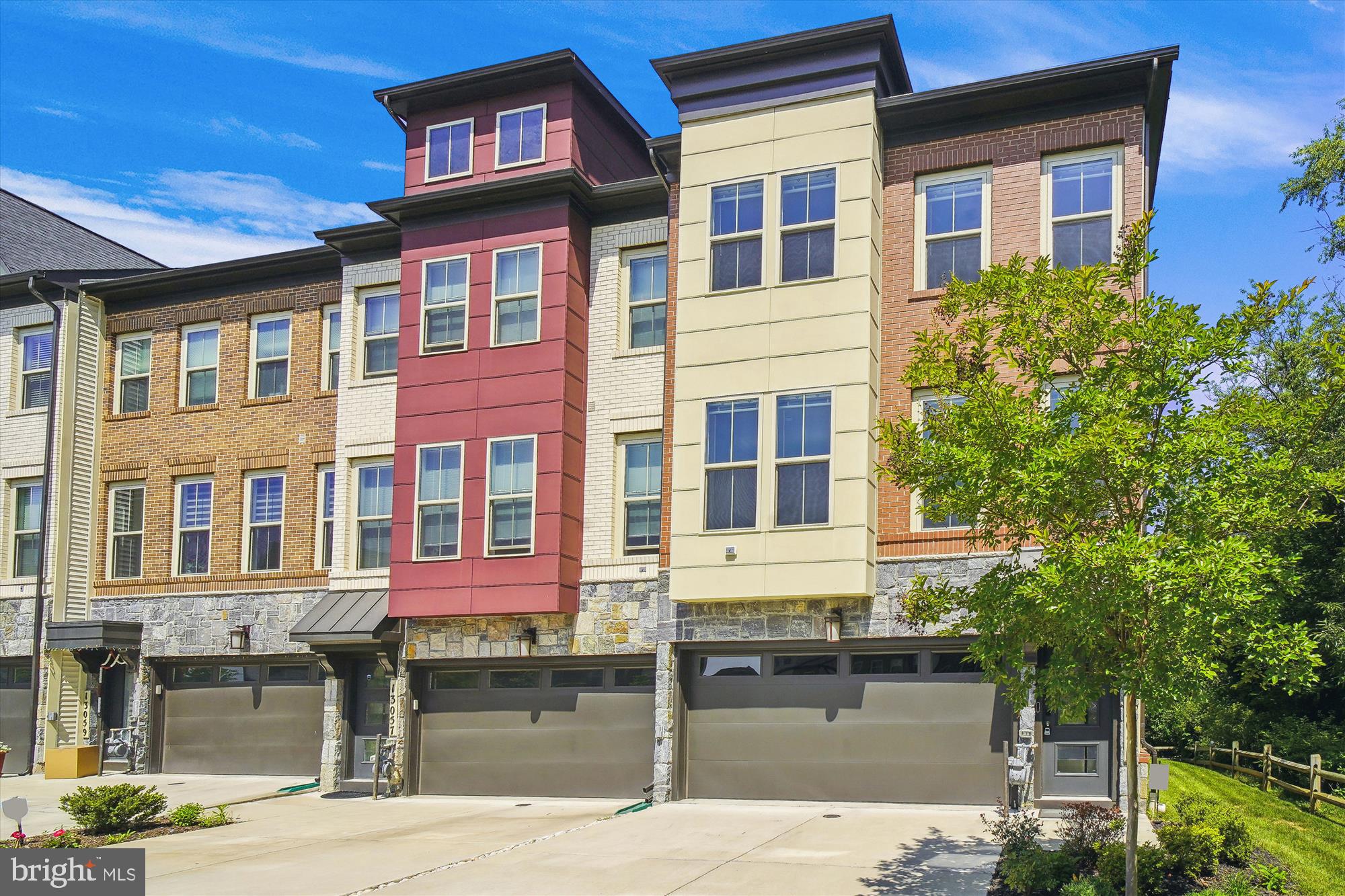 SENECA FOREST - Residential Lease