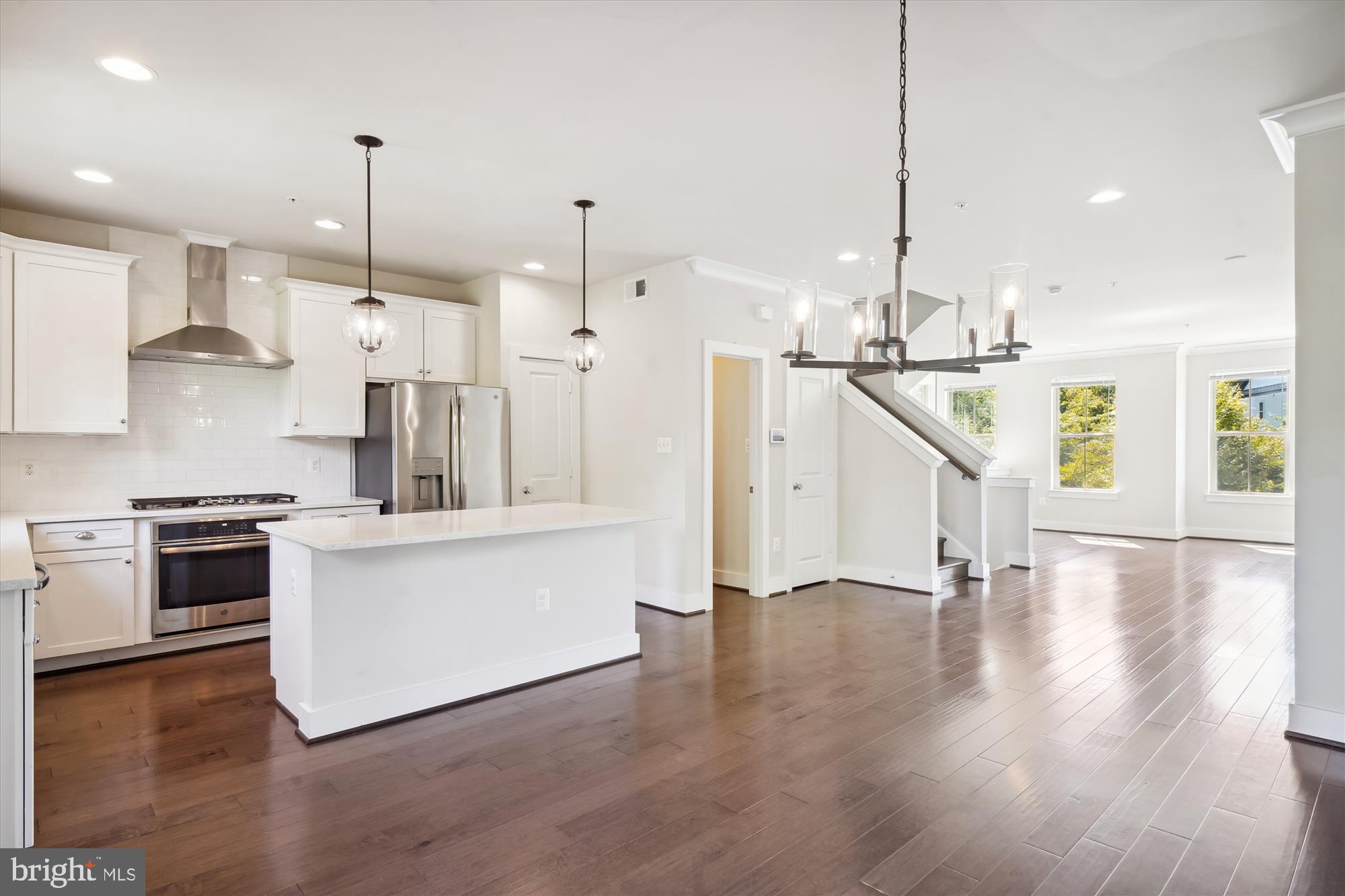 SENECA FOREST - Residential Lease