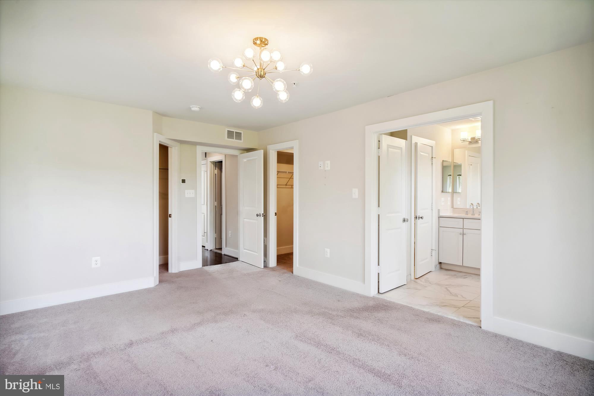 SENECA FOREST - Residential Lease