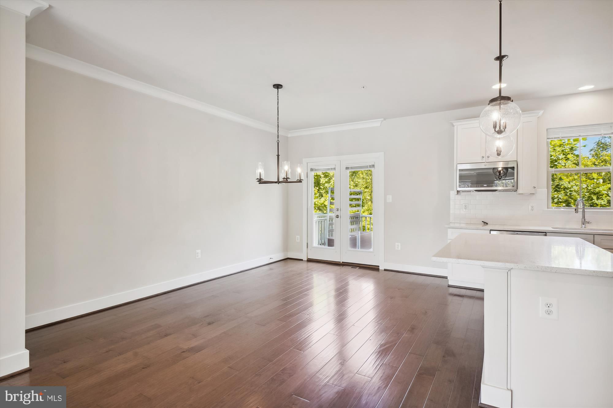 SENECA FOREST - Residential Lease