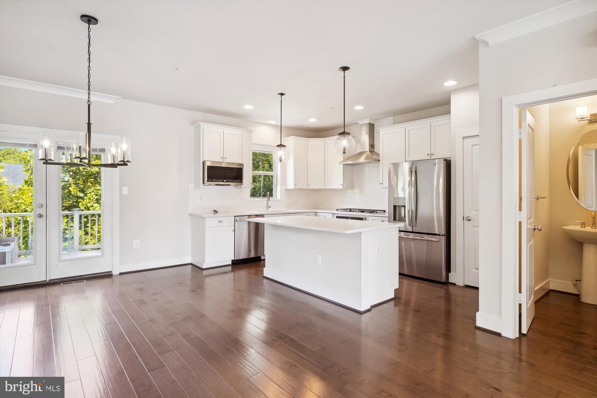 SENECA FOREST - Residential Lease