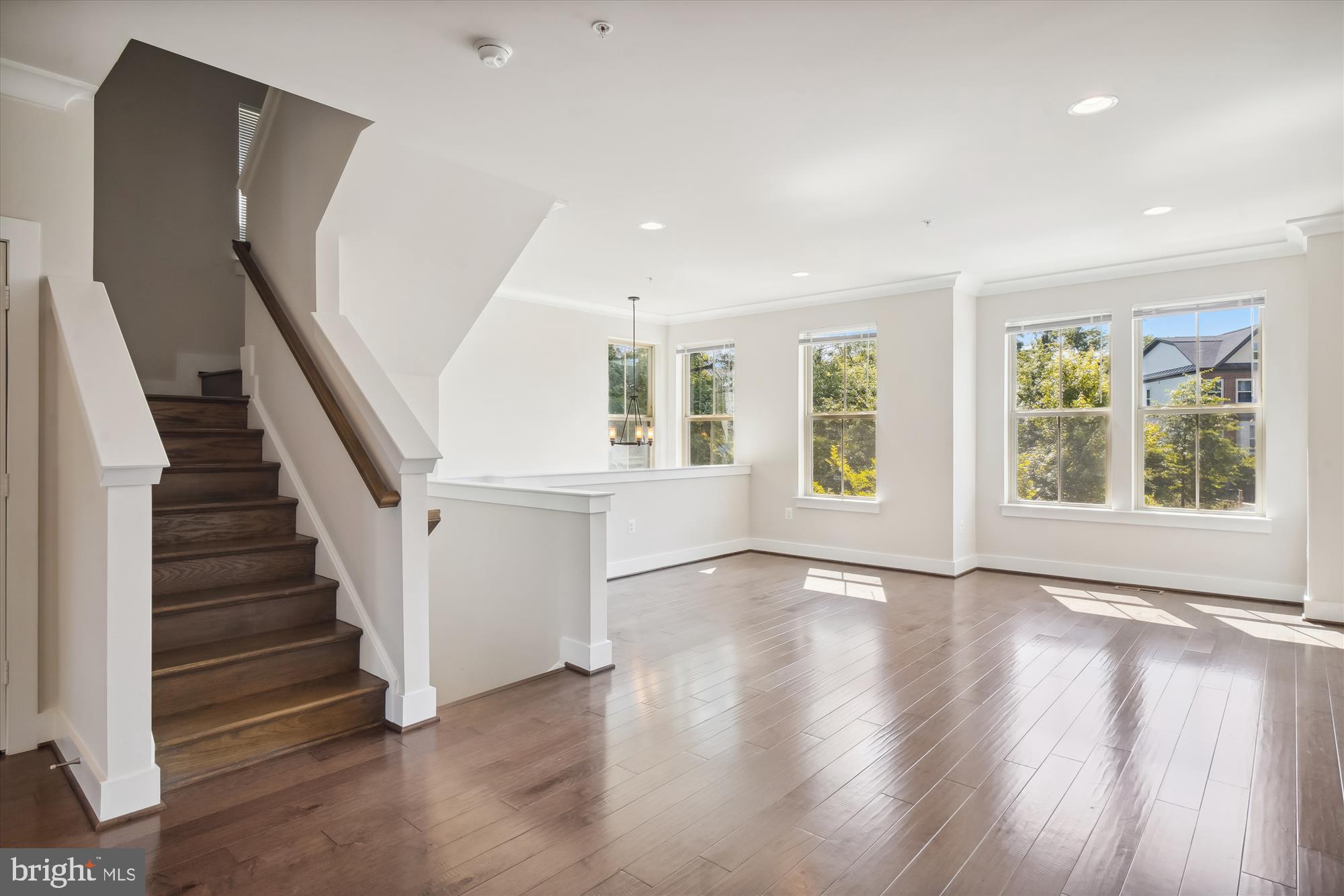 SENECA FOREST - Residential Lease