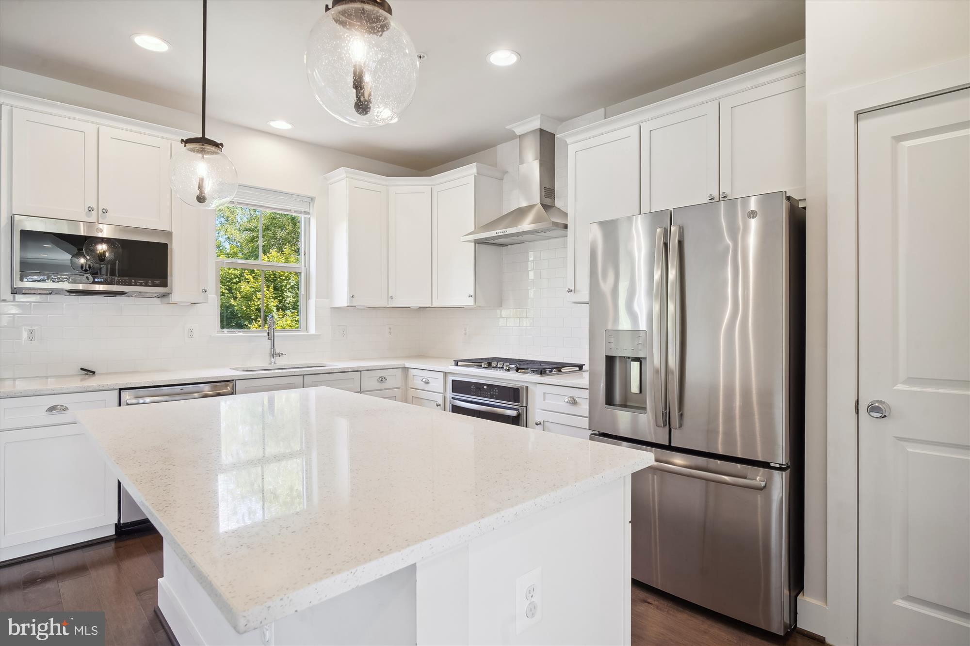 SENECA FOREST - Residential Lease