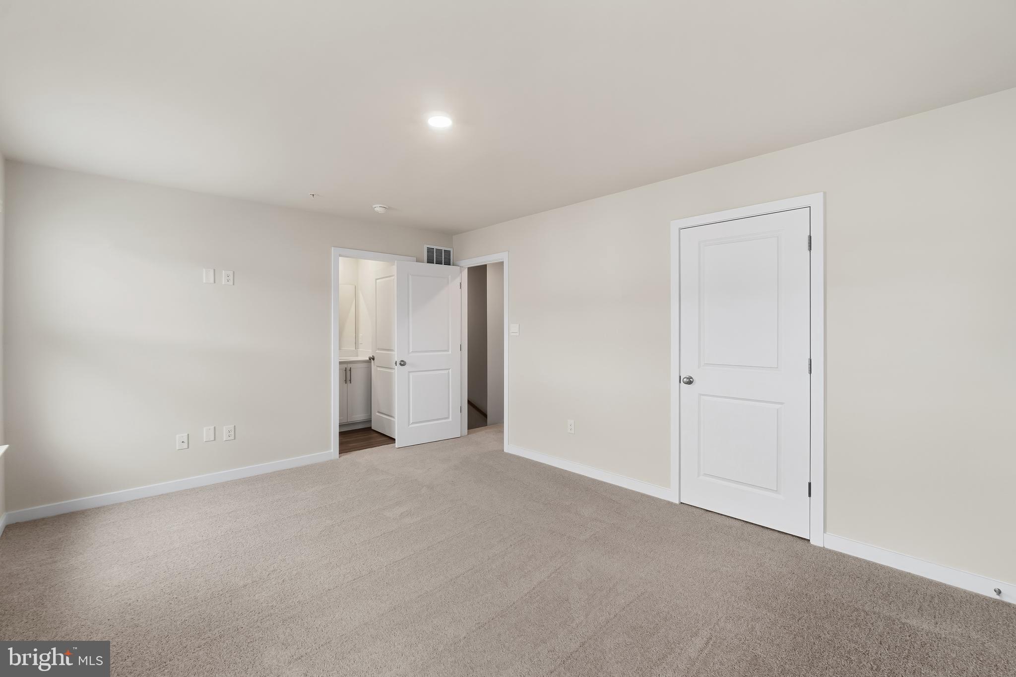 PINEGROVE - Residential