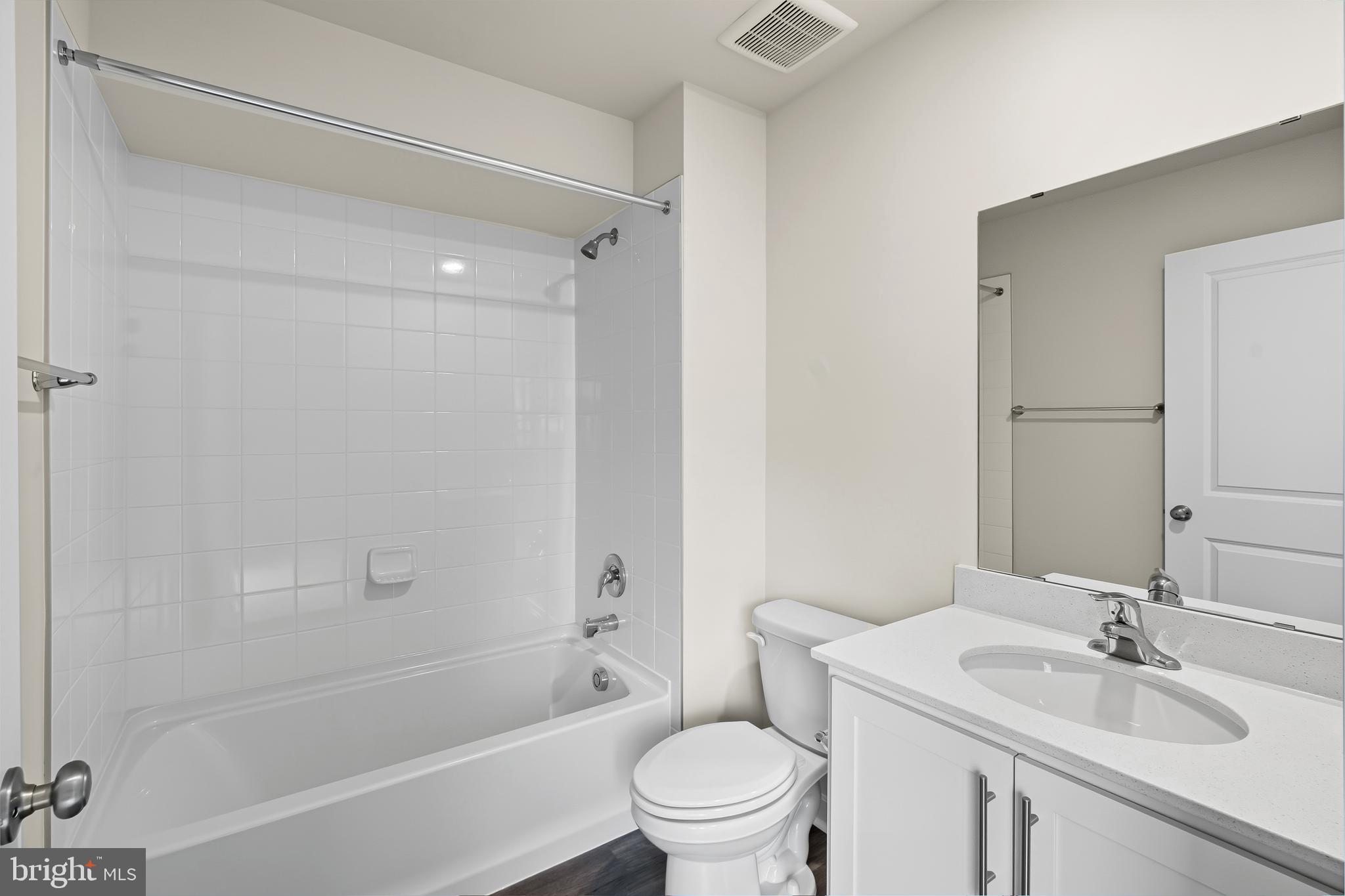 PINEGROVE - Residential