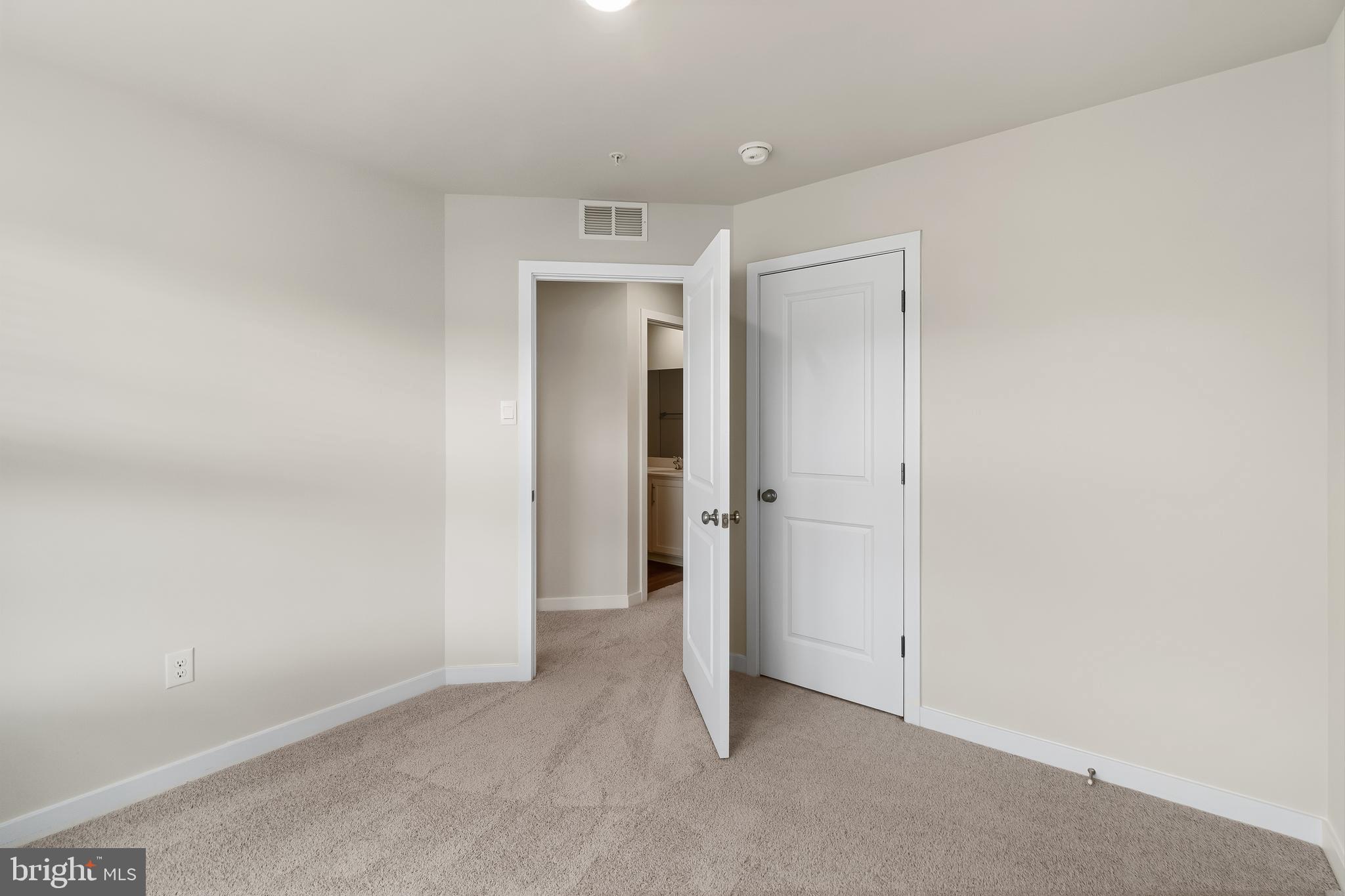 PINEGROVE - Residential