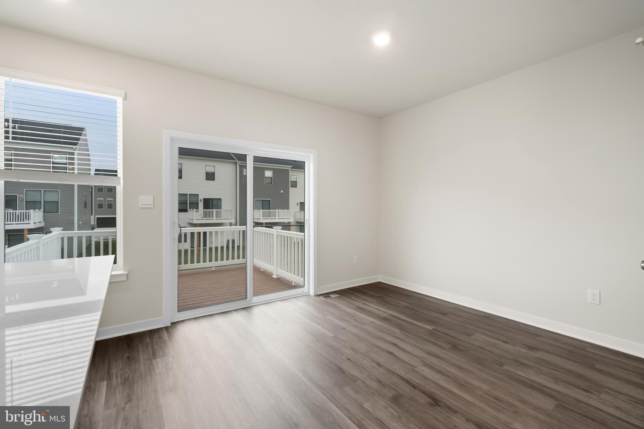 PINEGROVE - Residential