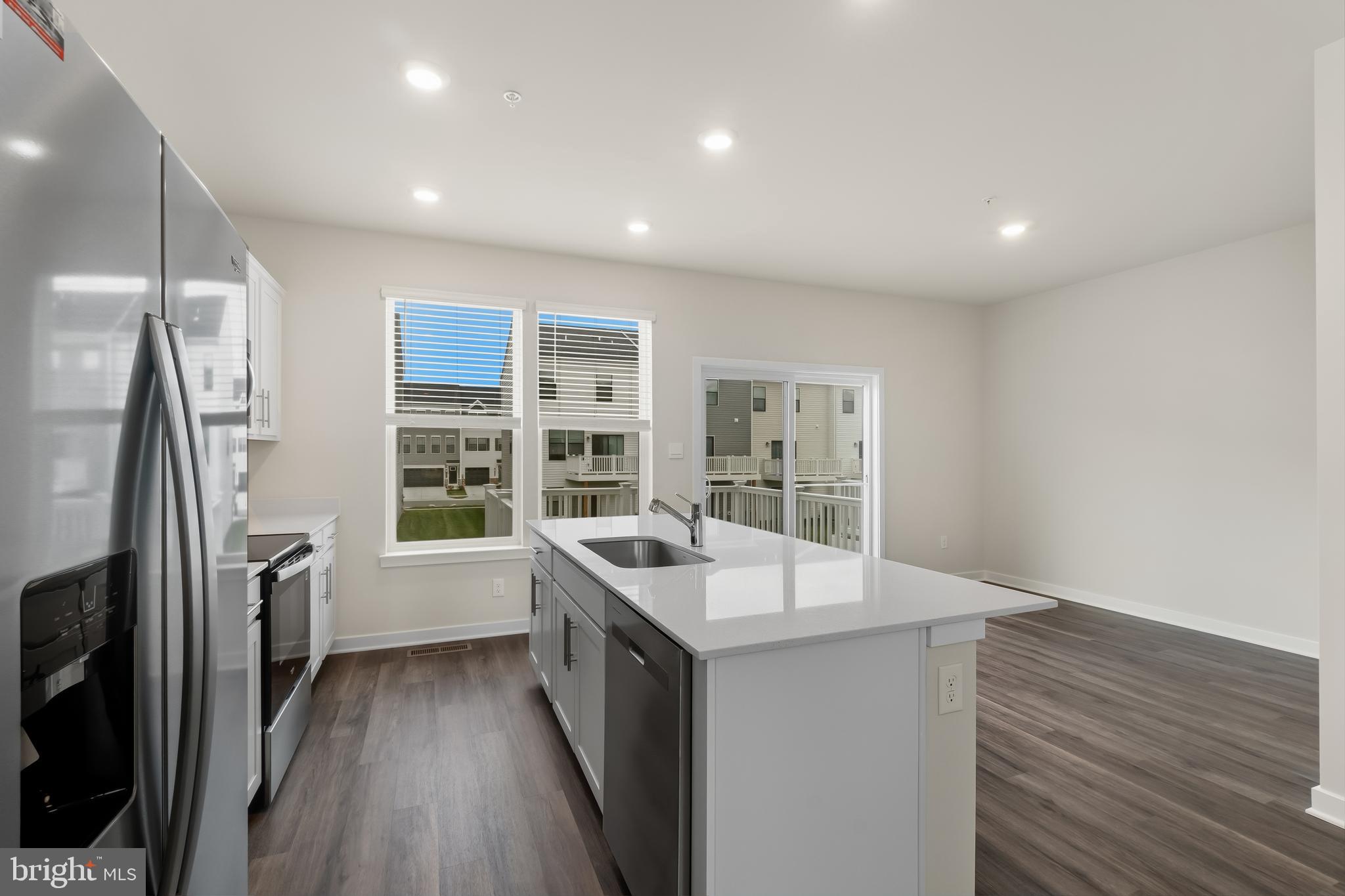 PINEGROVE - Residential