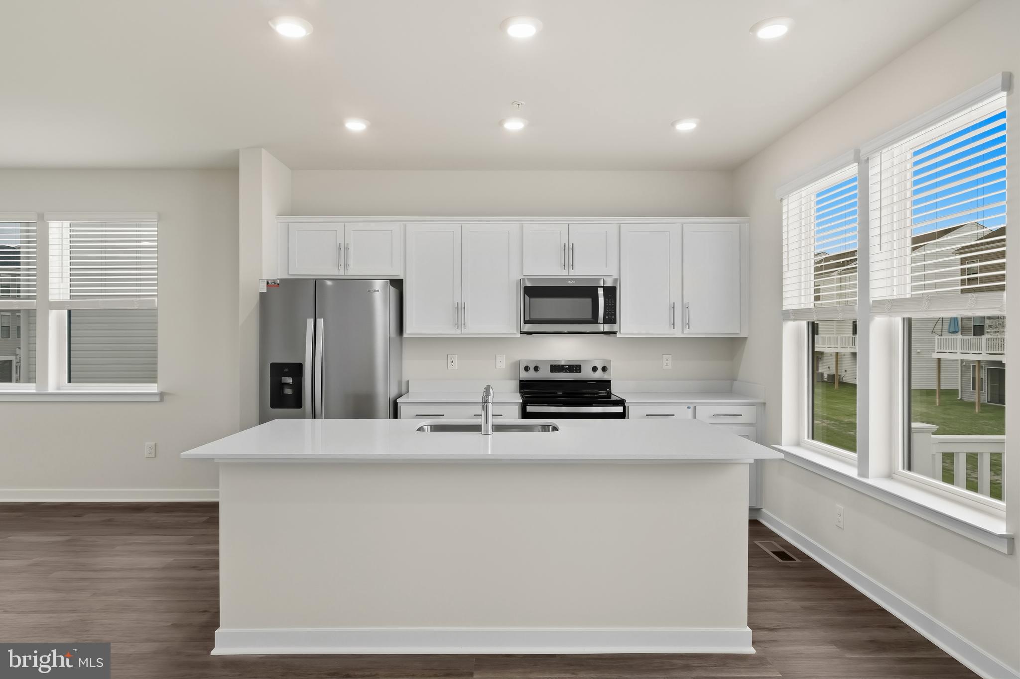 PINEGROVE - Residential