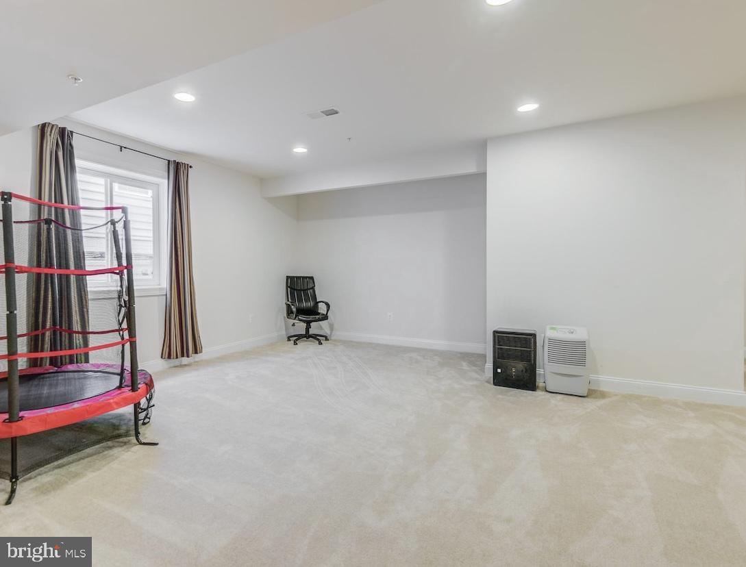 PIEDMONT CROSSING - Residential Lease