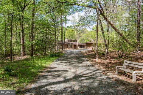 Photo of 7322 Lackawanna Drive, SPRINGFIELD, VA 22150 (MLS # VAFX2332230)