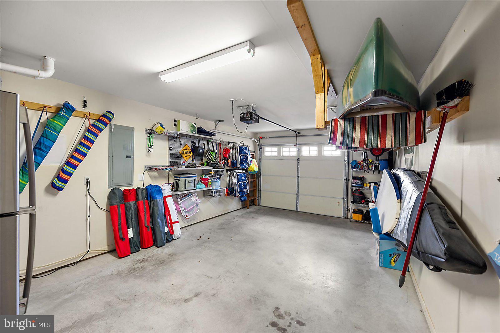 BAYVILLE SHORES - Residential