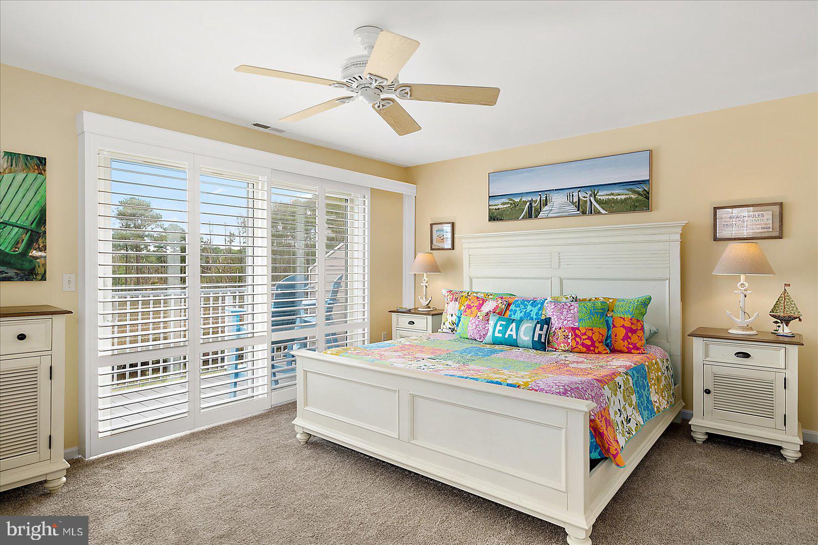 BAYVILLE SHORES - Residential