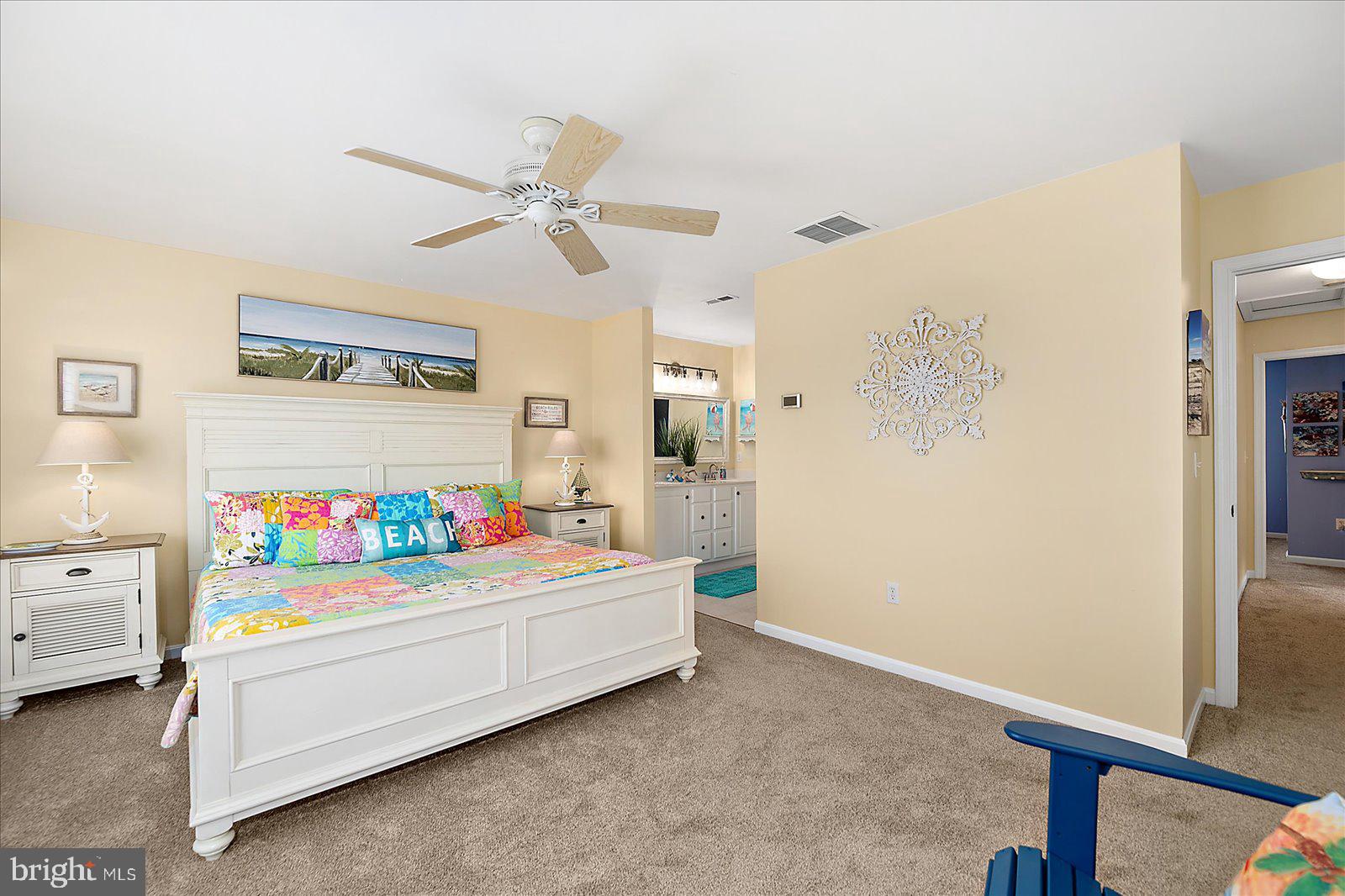 BAYVILLE SHORES - Residential