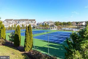 BAYVILLE SHORES - Residential