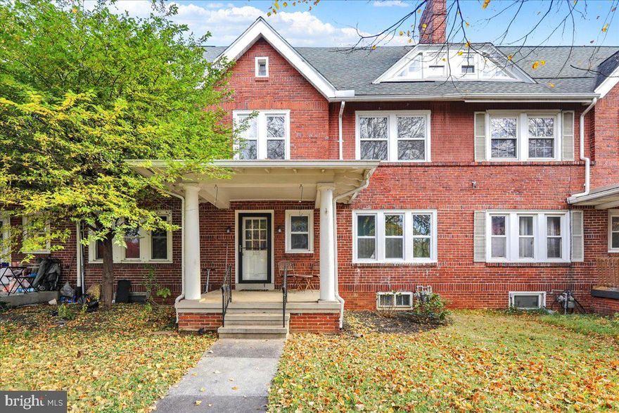 Wyomissing Townhouse in an incredible location. Walk to everything. Close to Penn Avenue, Hospital and all Eateries. This home is move-in ready and just waiting for you. 3 Bedroom, 2.5 Bath middle unit right on Park Street. Walk in and you will be invited into the character and charm of this Wyomissing home. Large Living Room with attached Dining Room and Kitchen. Off the Kitchen is a Breakfast Nook area with Half Bath and entrance to the outside which is fully fenced in.  Upstairs you will find three Bedrooms and a remodeled full bathroom. The attic space is currently used as an additional sitting room. It can be finished for a 4th bedroom. Downstairs in the basement is a finished room and a full bathroom along with a finished laundry area. This will not last. Get in while you can.