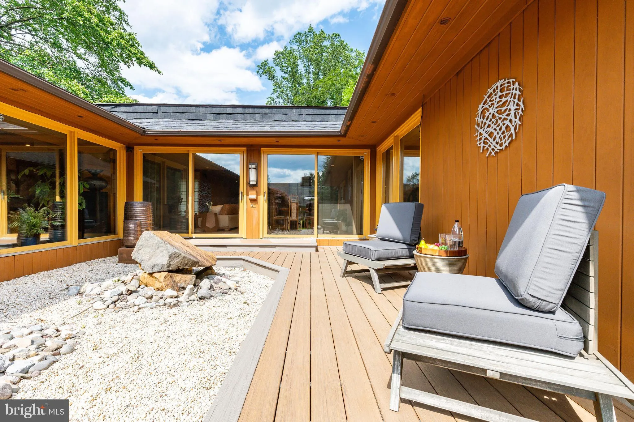 Villanova, Pennsylvania 19085, United States, 3 Bedrooms Bedrooms, ,4 BathroomsBathrooms,Residential,Active,157014