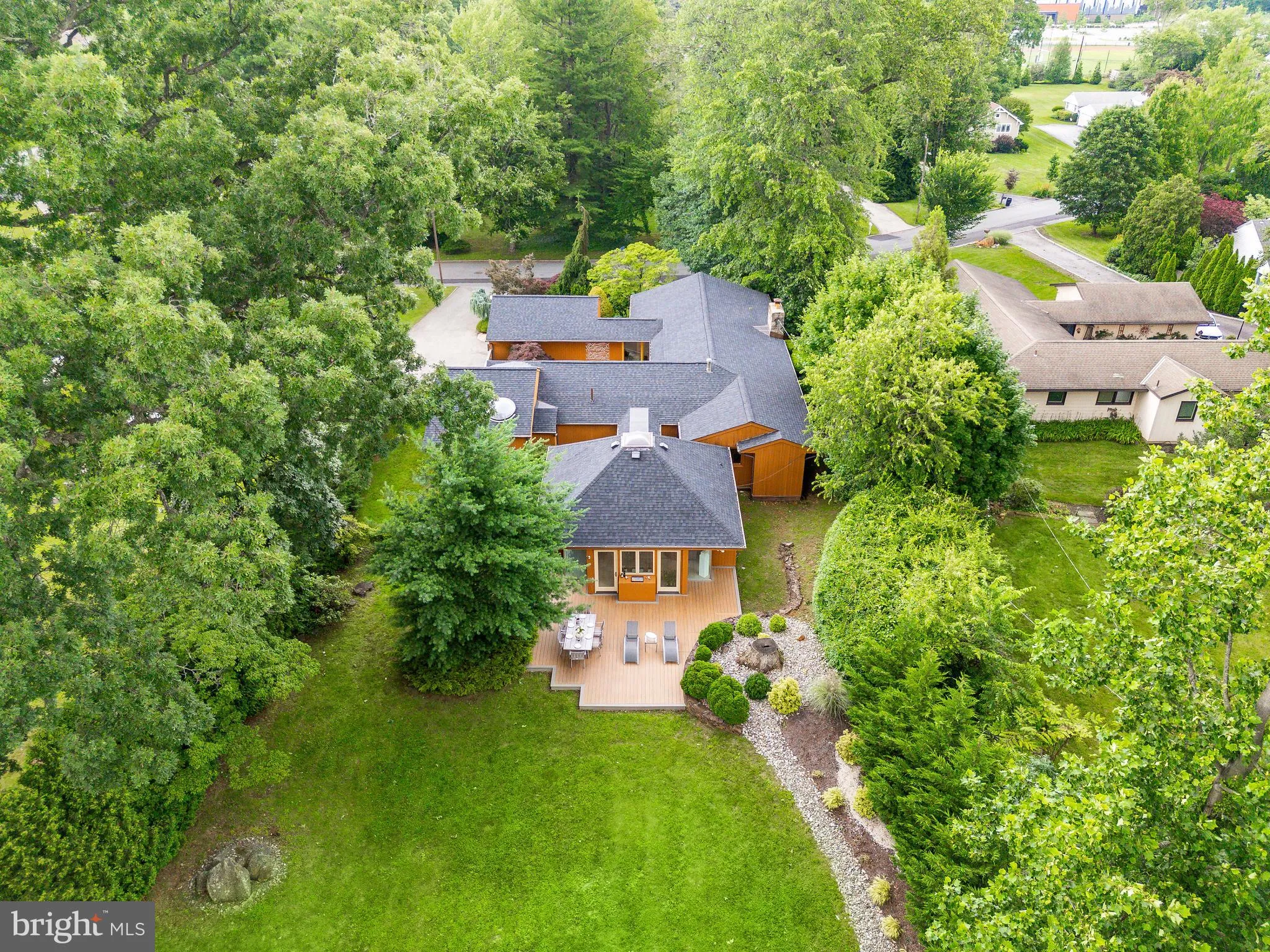 Villanova, Pennsylvania 19085, United States, 3 Bedrooms Bedrooms, ,4 BathroomsBathrooms,Residential,Active,157014