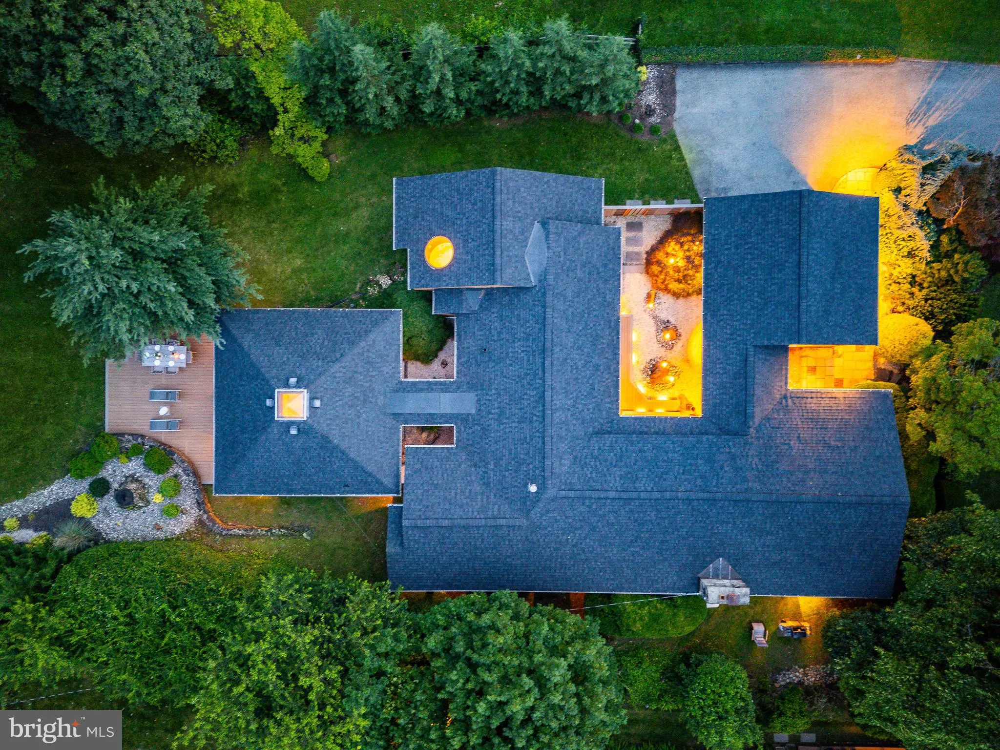 Villanova, Pennsylvania 19085, United States, 3 Bedrooms Bedrooms, ,4 BathroomsBathrooms,Residential,Active,157014