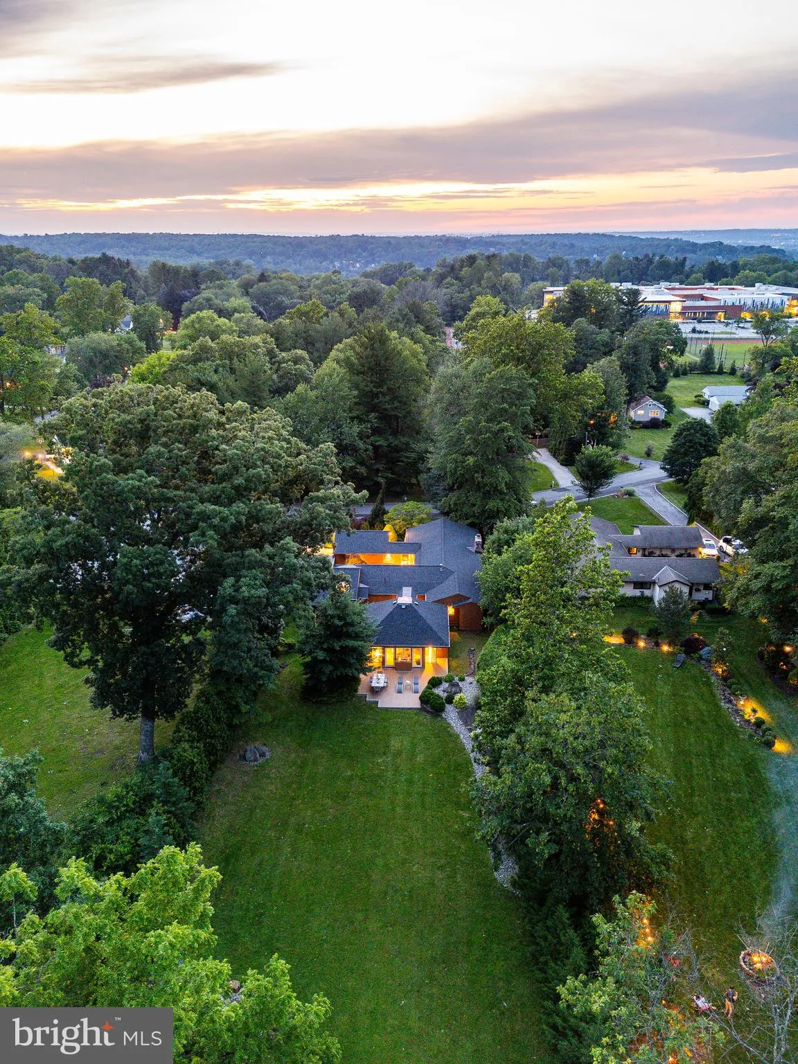 Villanova, Pennsylvania 19085, United States, 3 Bedrooms Bedrooms, ,4 BathroomsBathrooms,Residential,Active,157014