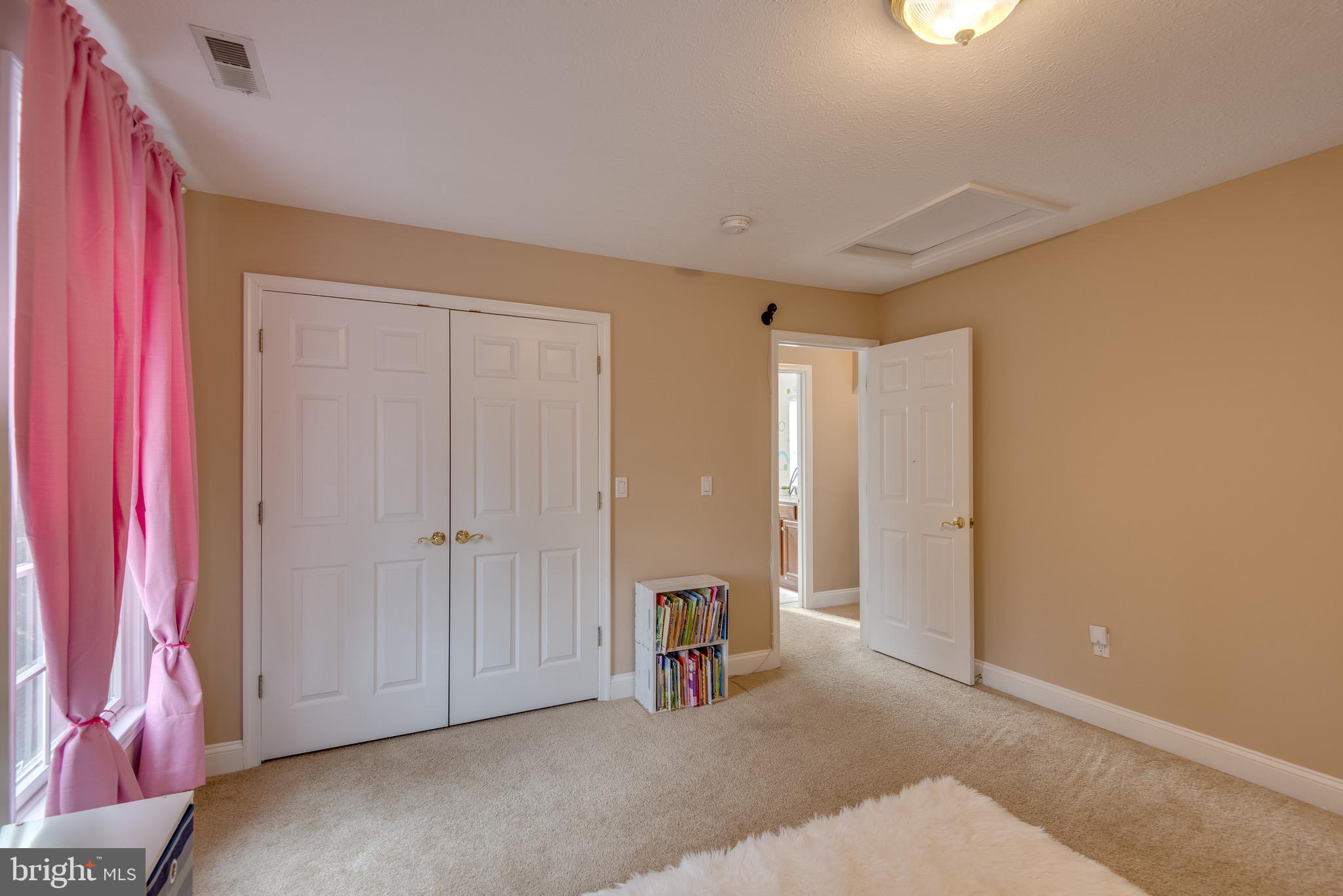 SINGLETREE - Residential