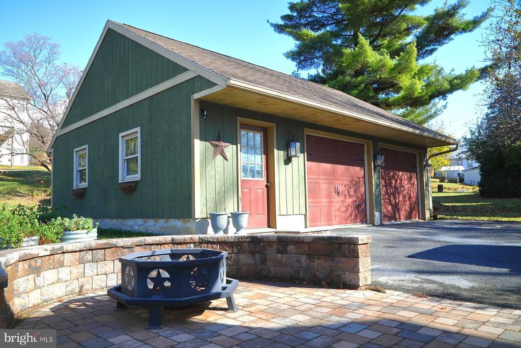 Photo of 4276 Division Highway, EAST EARL, PA 17519 (MLS # PALA2060528)