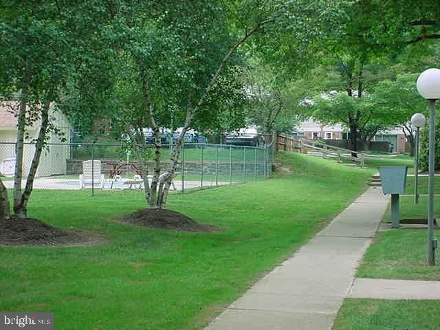 WOODMONT NORTH - Residential