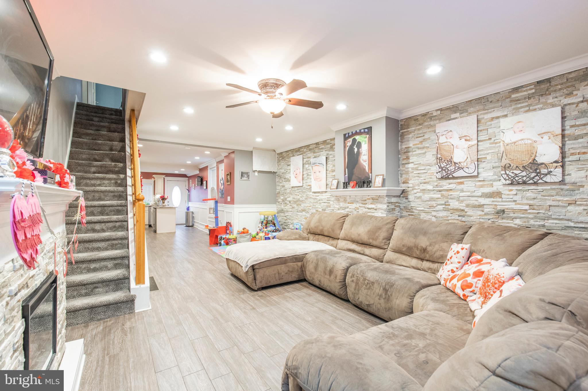 WHITMAN - Residential