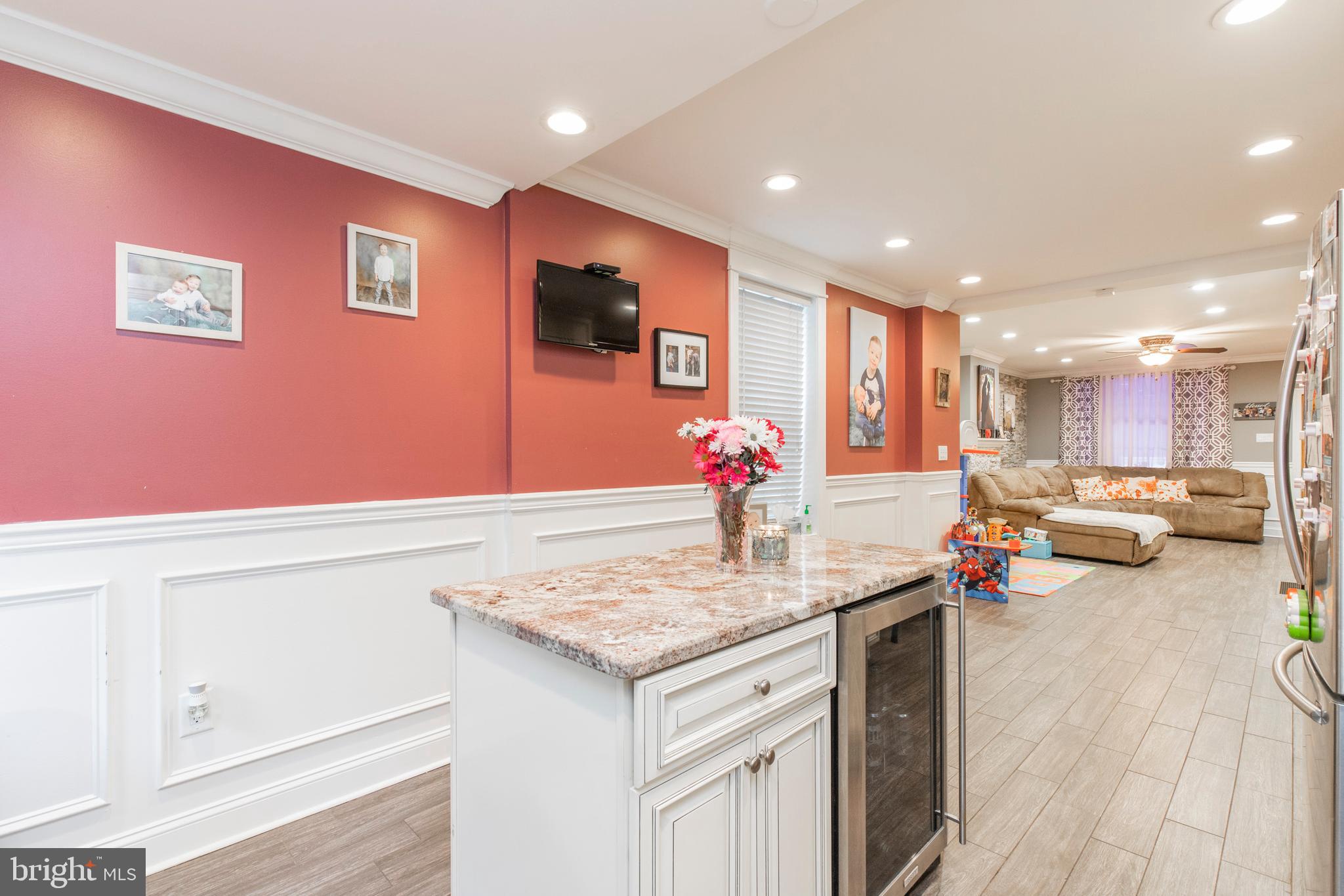 WHITMAN - Residential