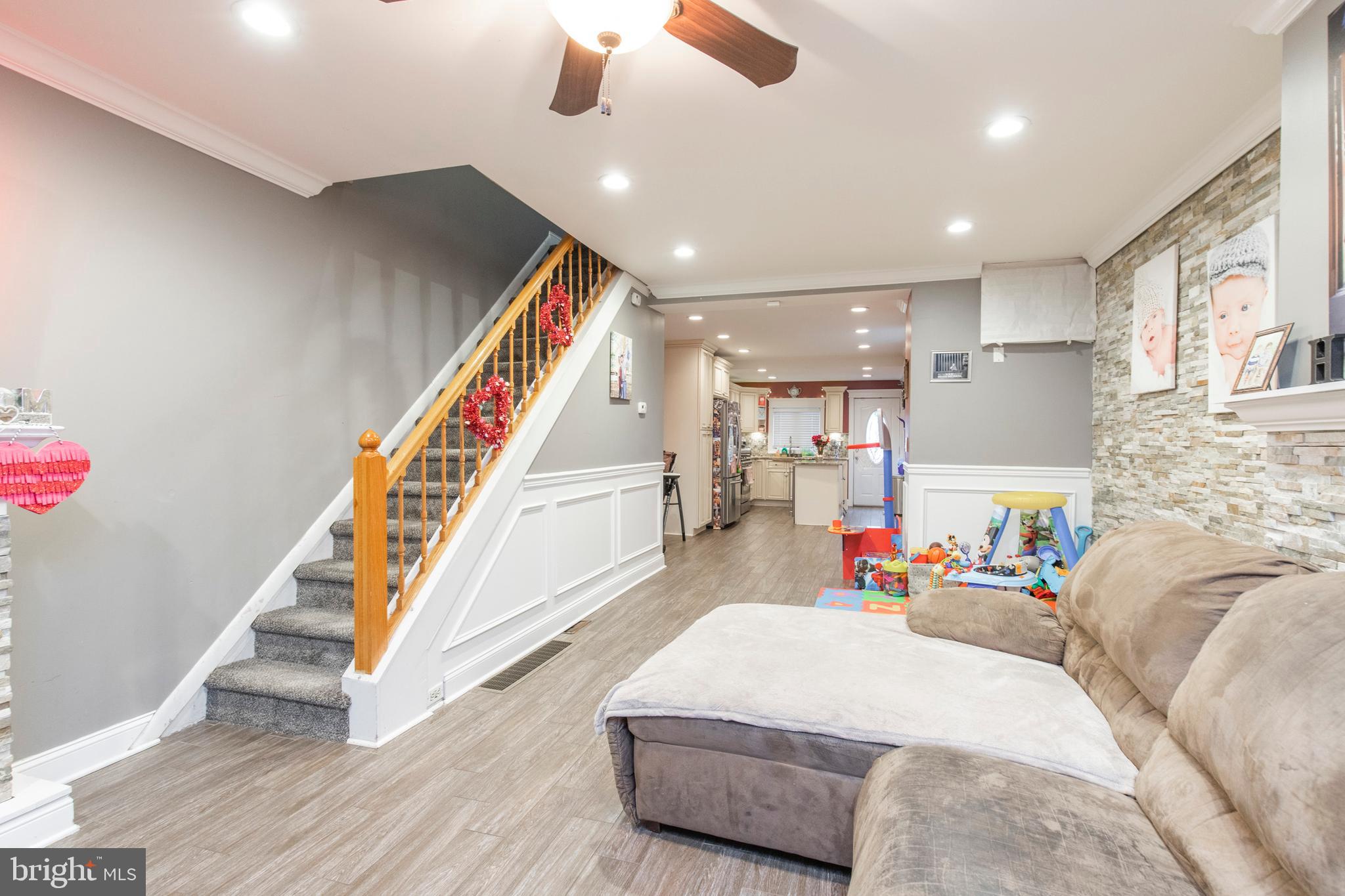 WHITMAN - Residential