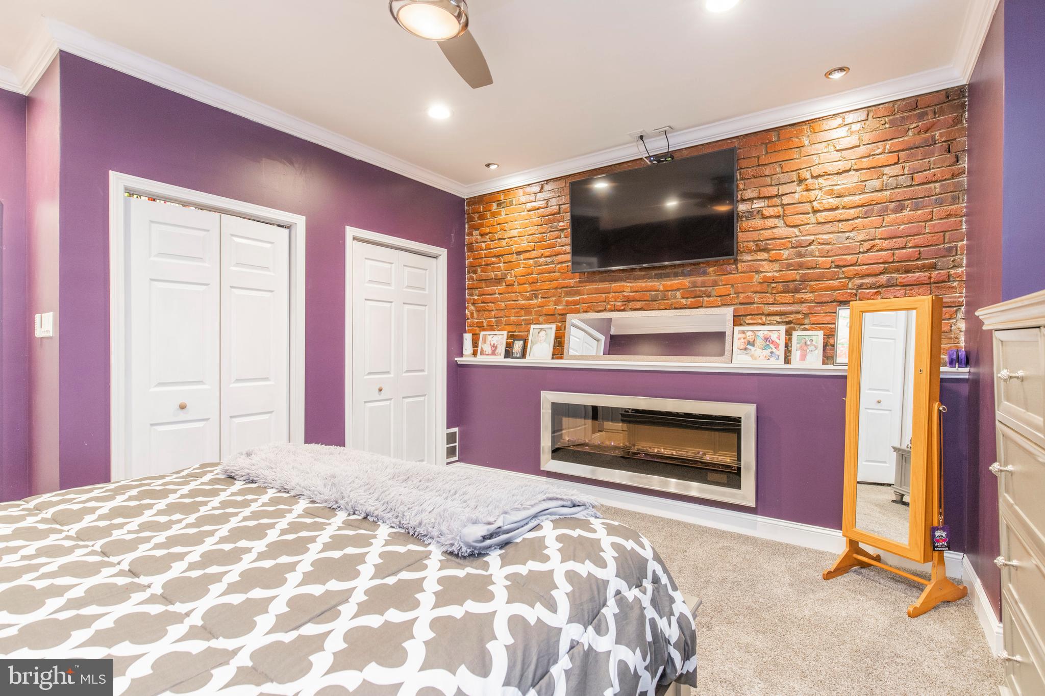 WHITMAN - Residential