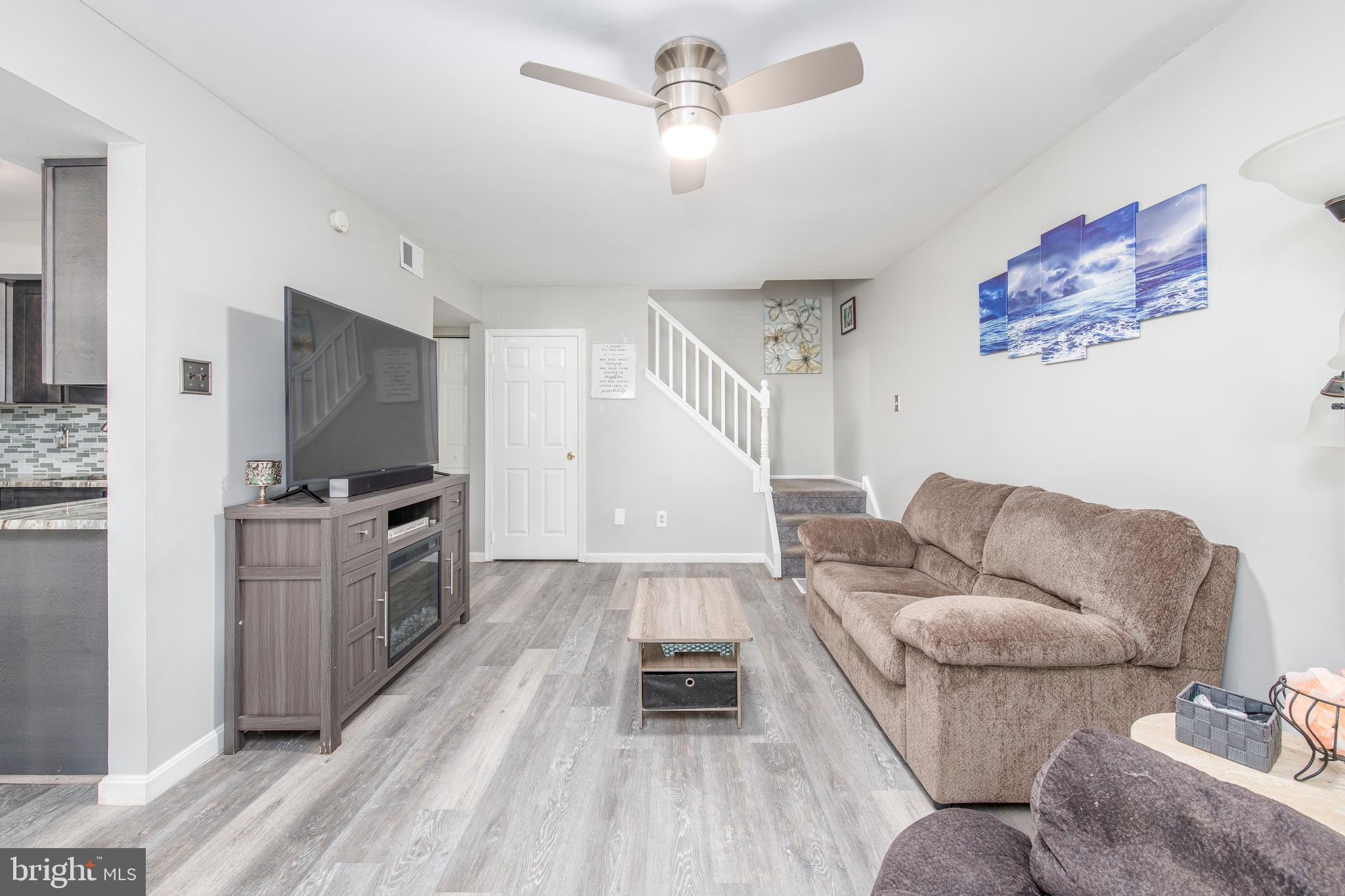 HILLTOP SUMMIT - Residential