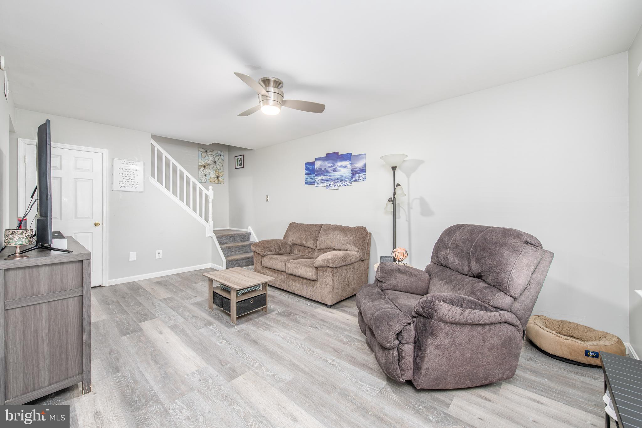 HILLTOP SUMMIT - Residential