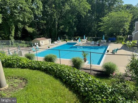 HILLTOP SUMMIT - Residential