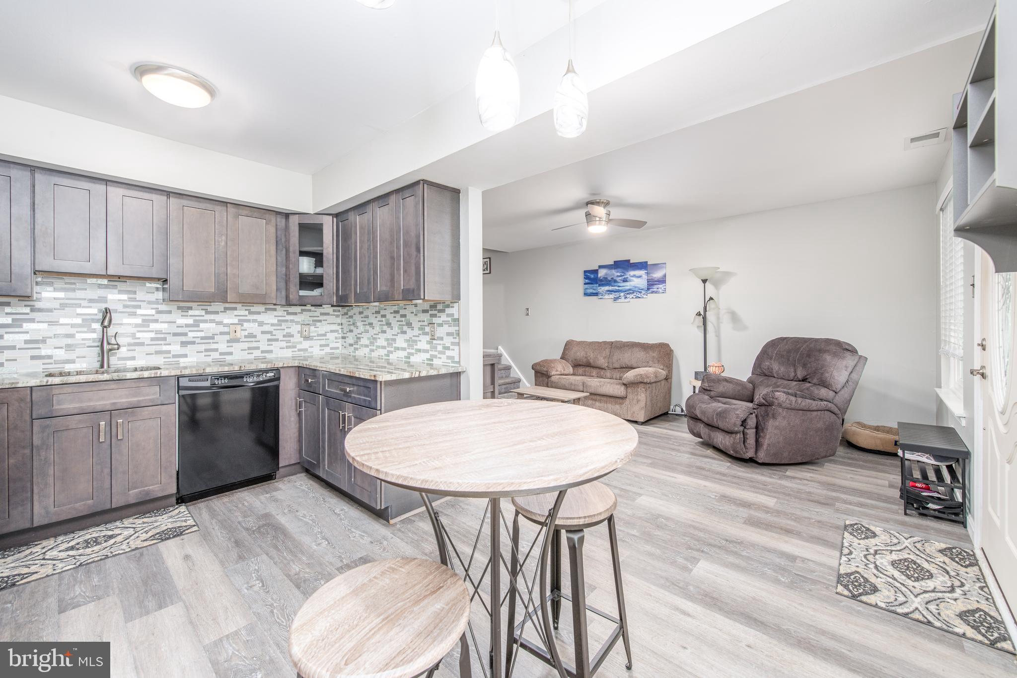 HILLTOP SUMMIT - Residential