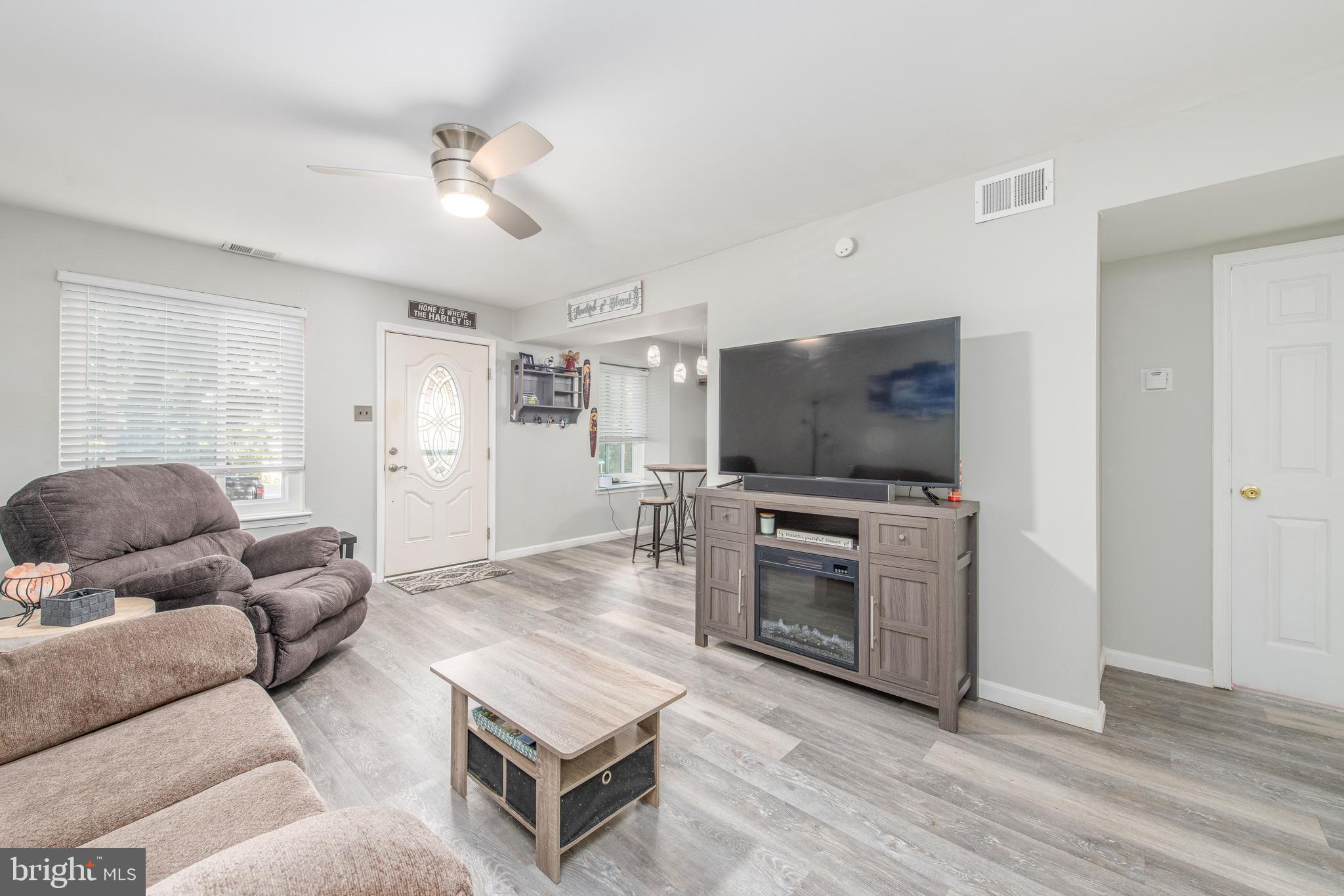 HILLTOP SUMMIT - Residential